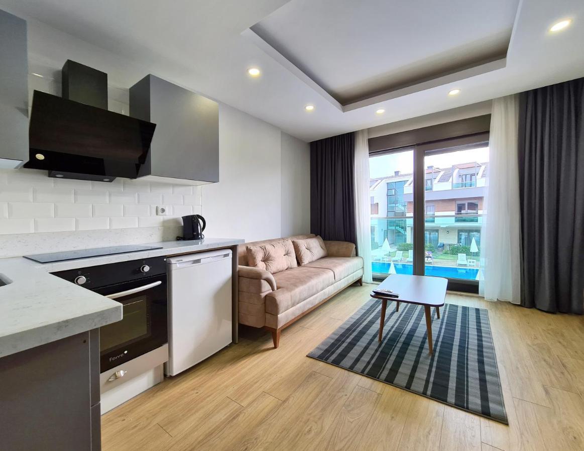 Duplex Suite with Pool View
