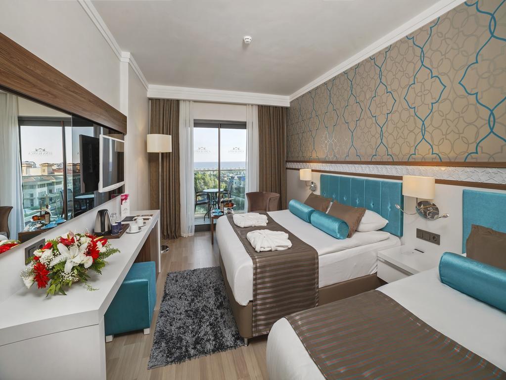 Double Room with Pool View