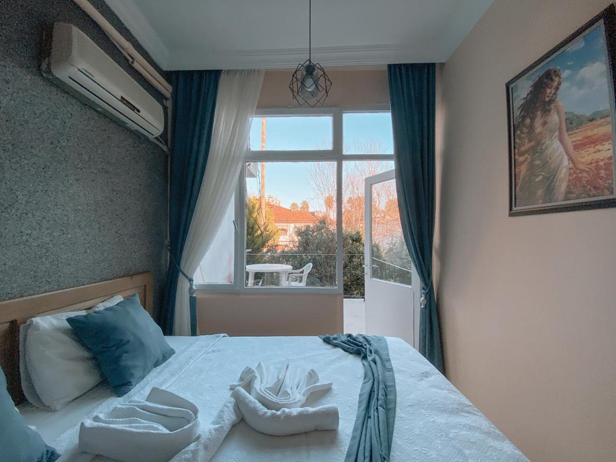 Camera Familiare con Balcone