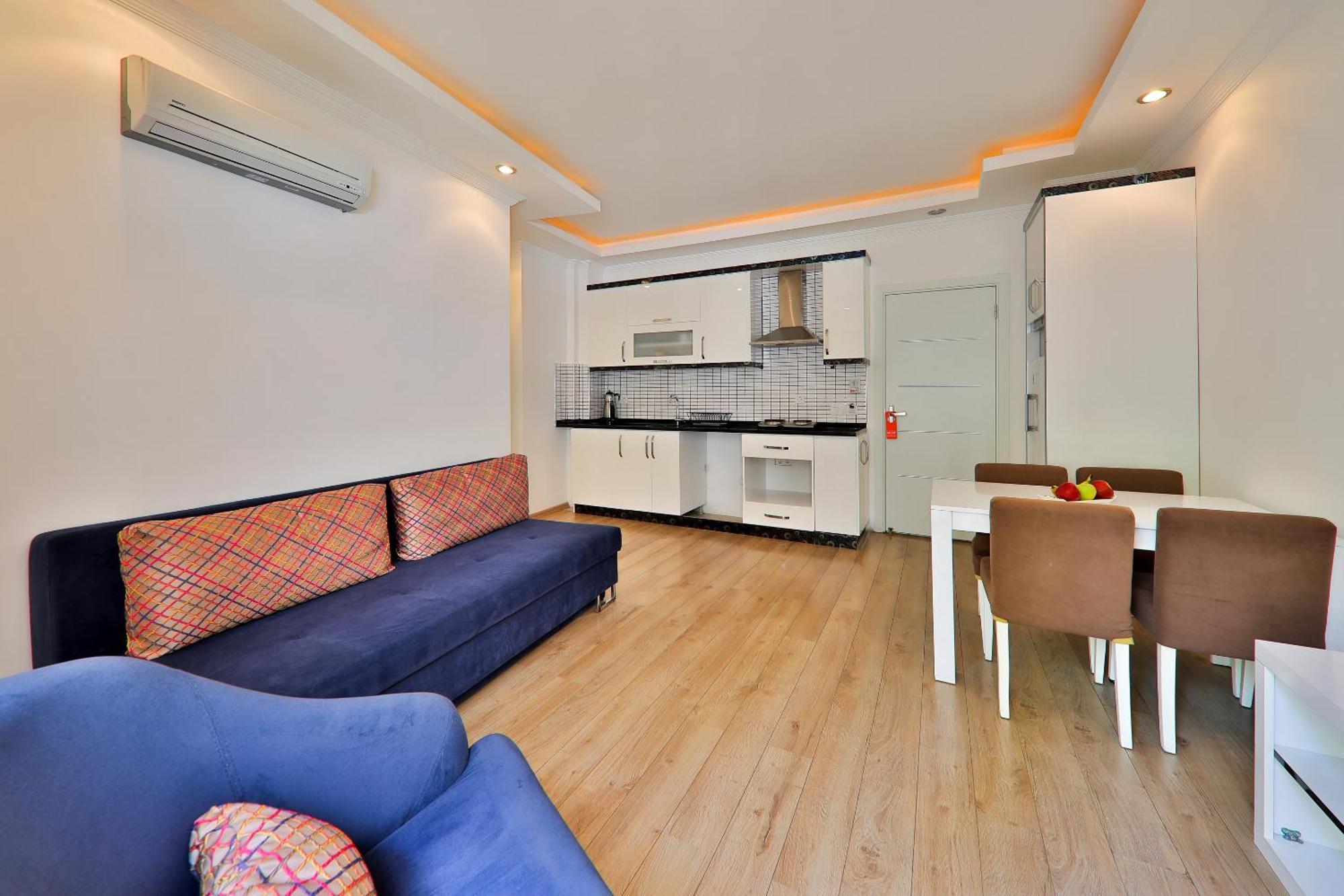 One-Bedroom Apartment - Entrance Floor