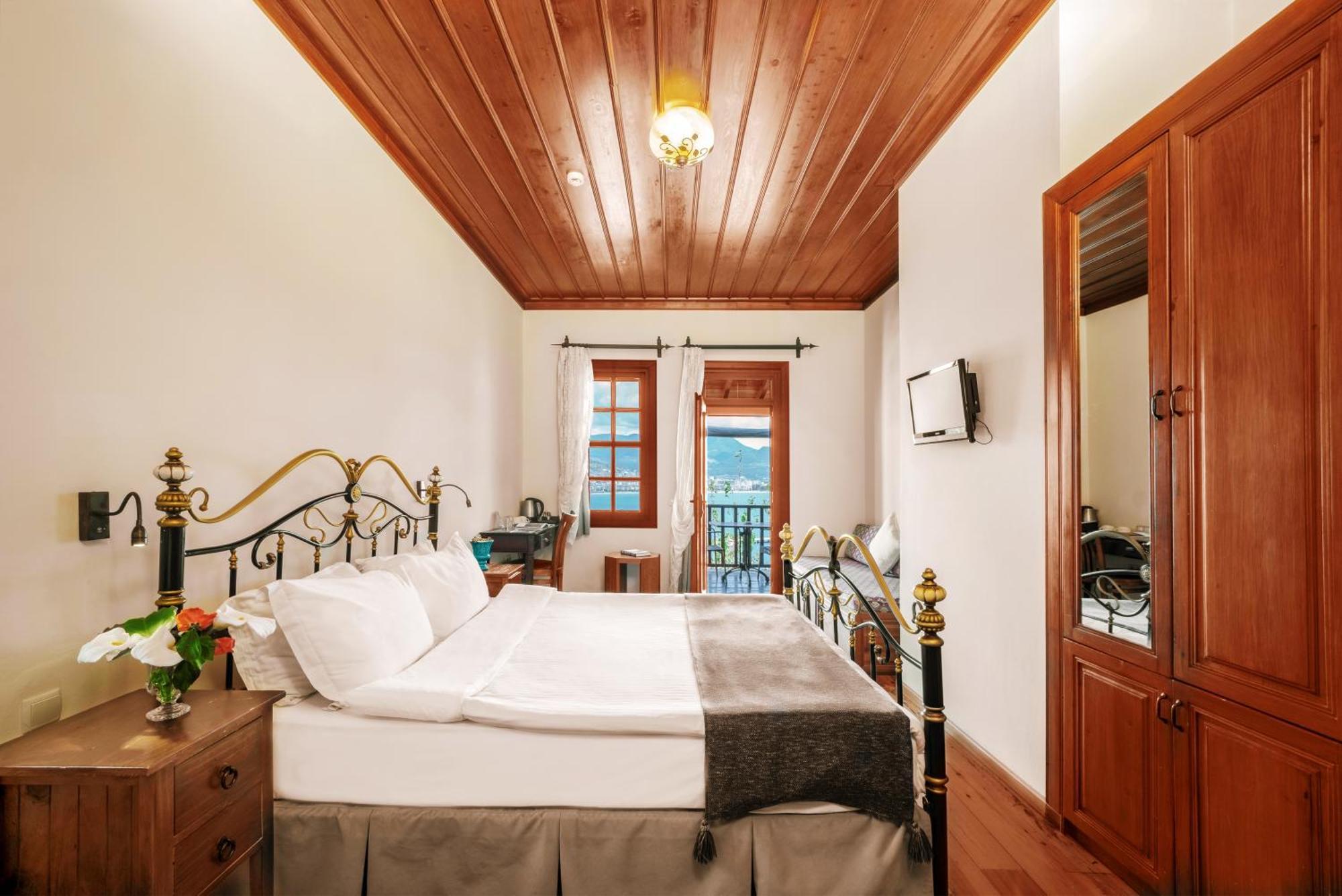 Superior Room with Sea View