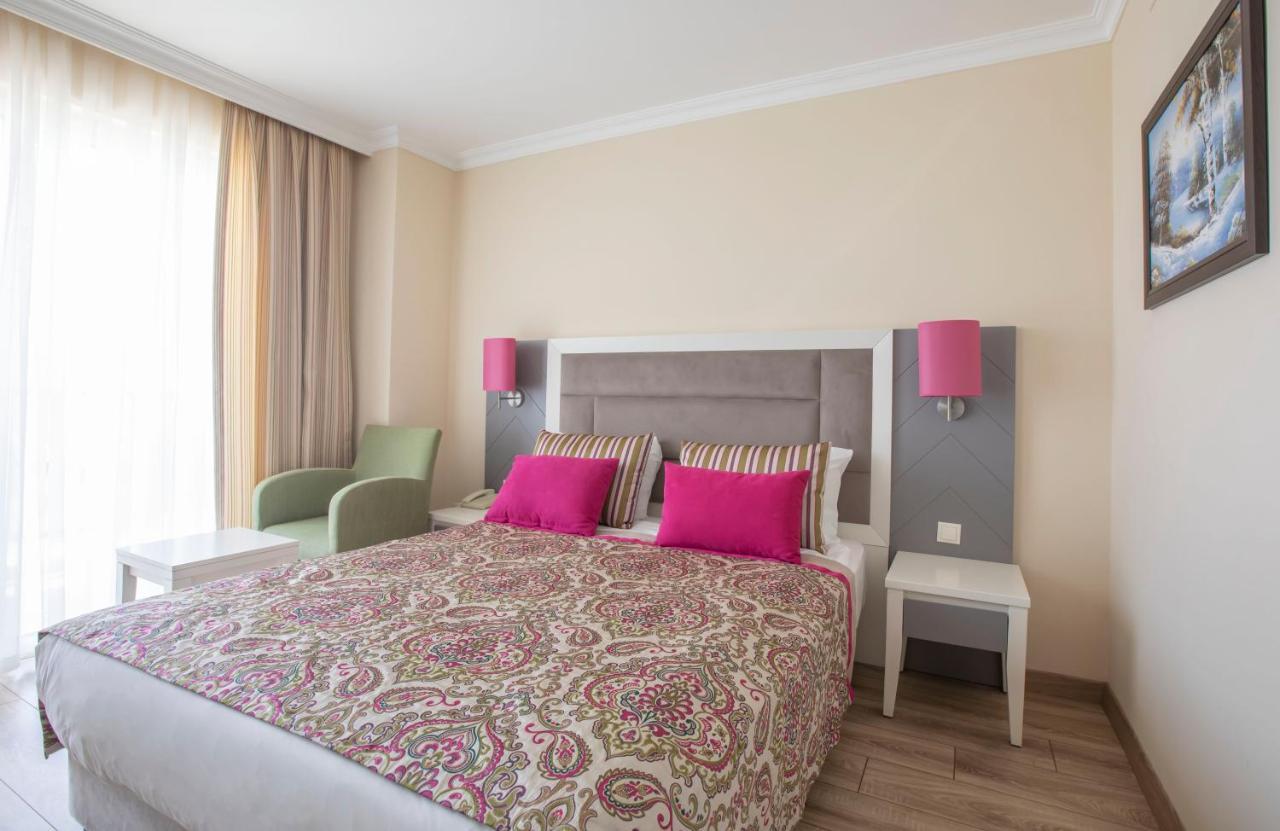 Orange Family Room – two Bedroom
