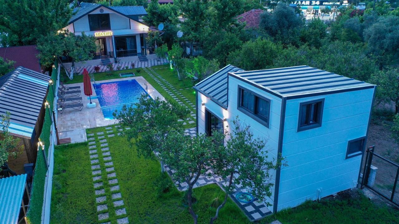 Bungalou cu vedere la grădină