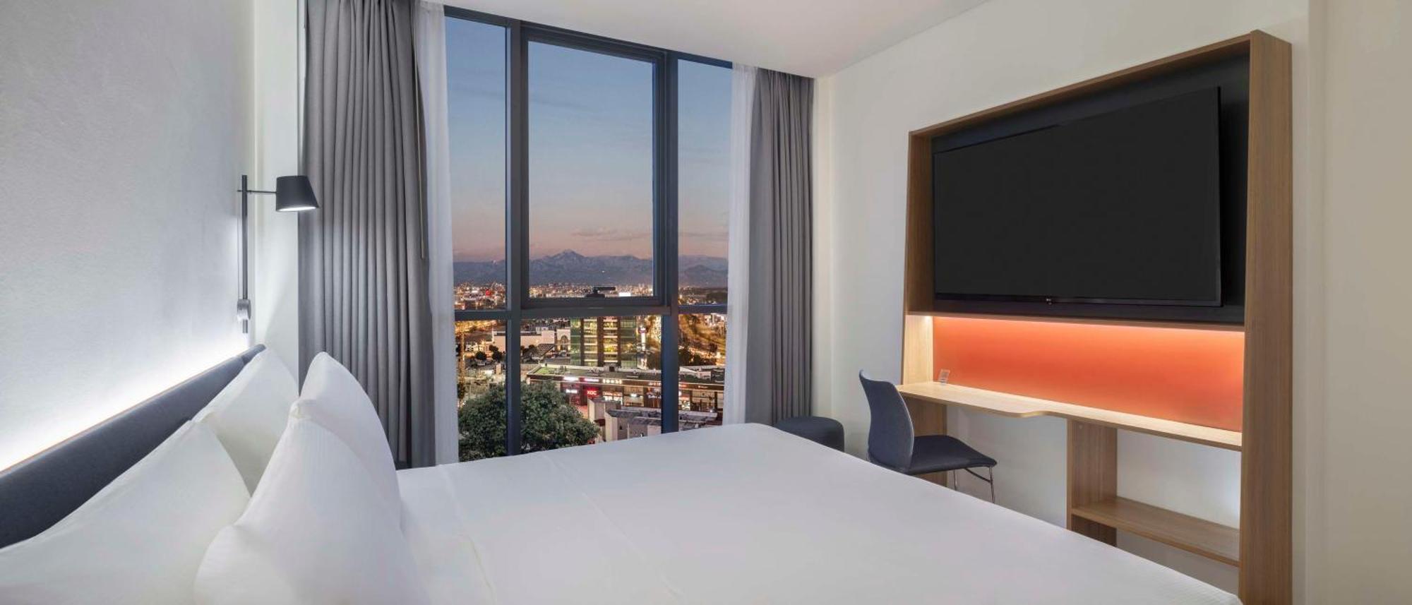 Super King Room