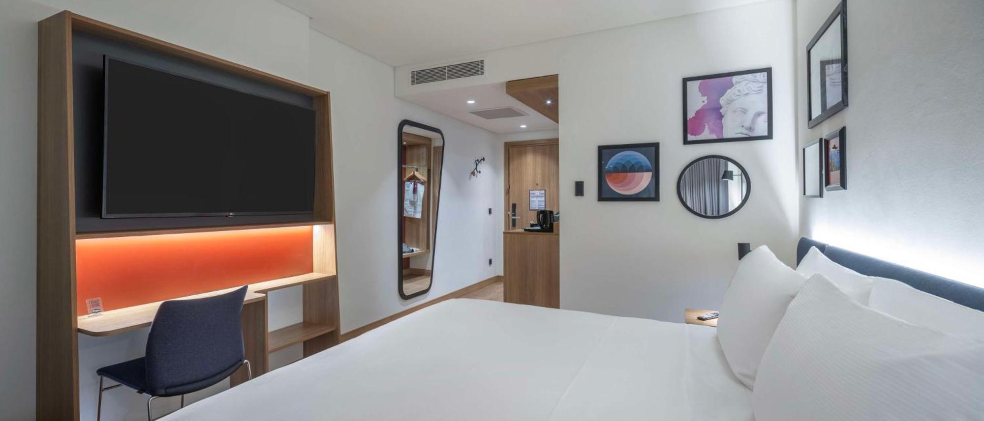 Super King Room