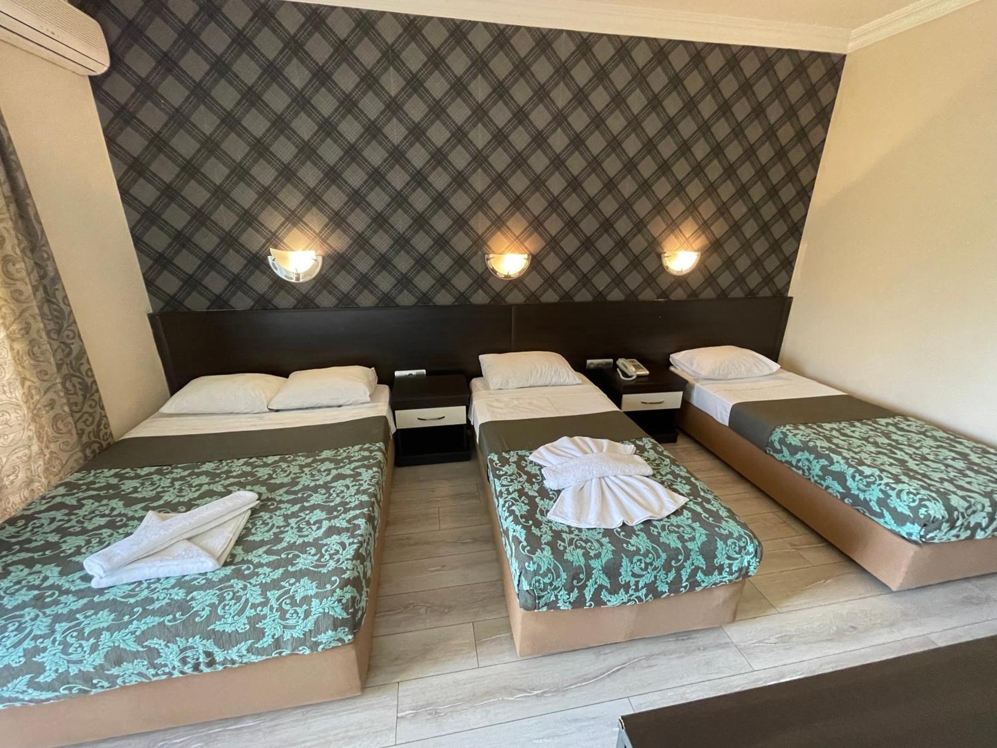 Dreibettzimmer