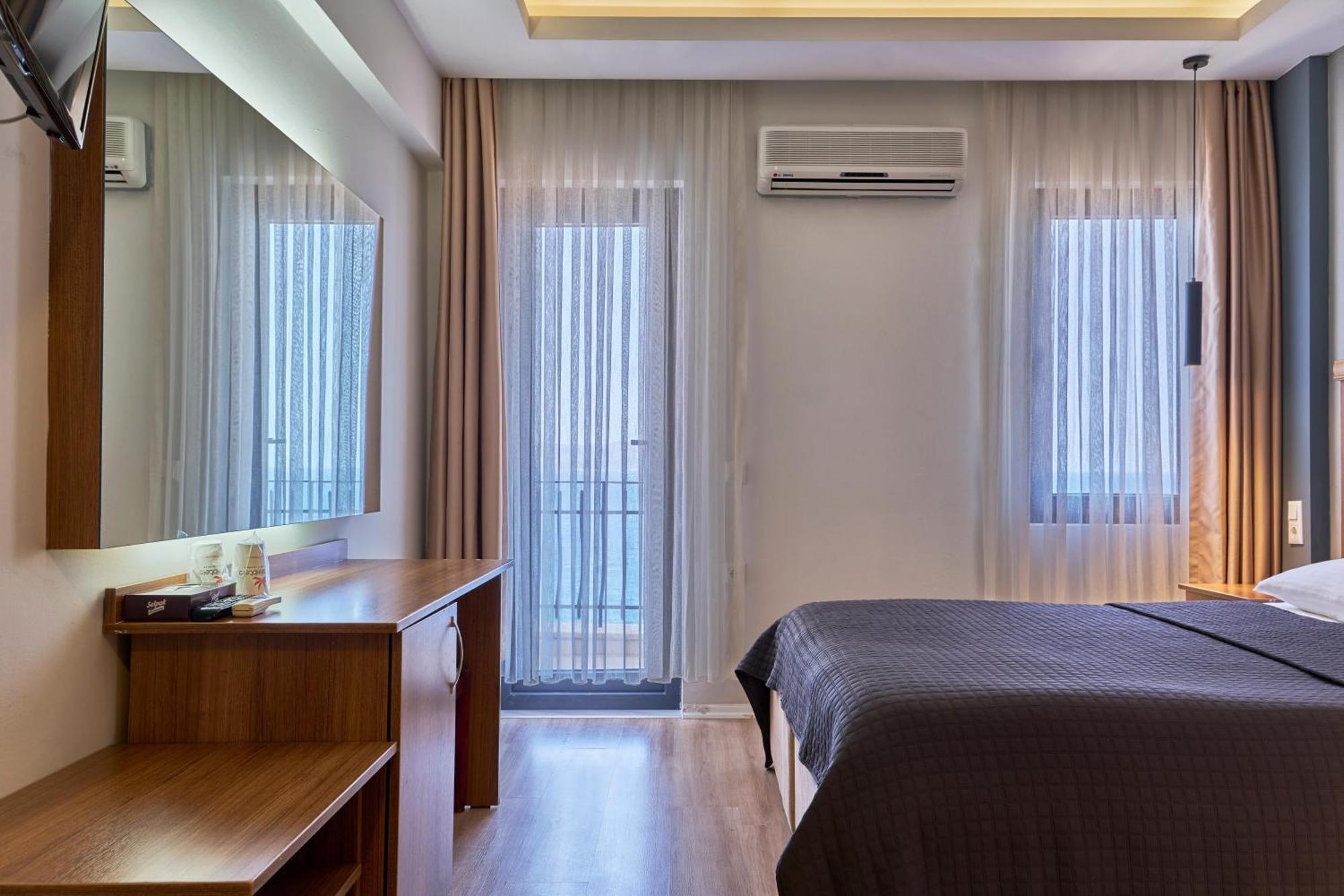 Standard Double or Twin Room Sea View,1578365633:JPEG