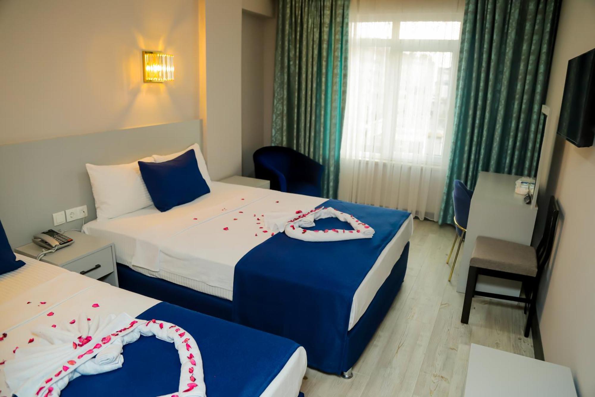 Standard Triple Room,1604772435:JPEG