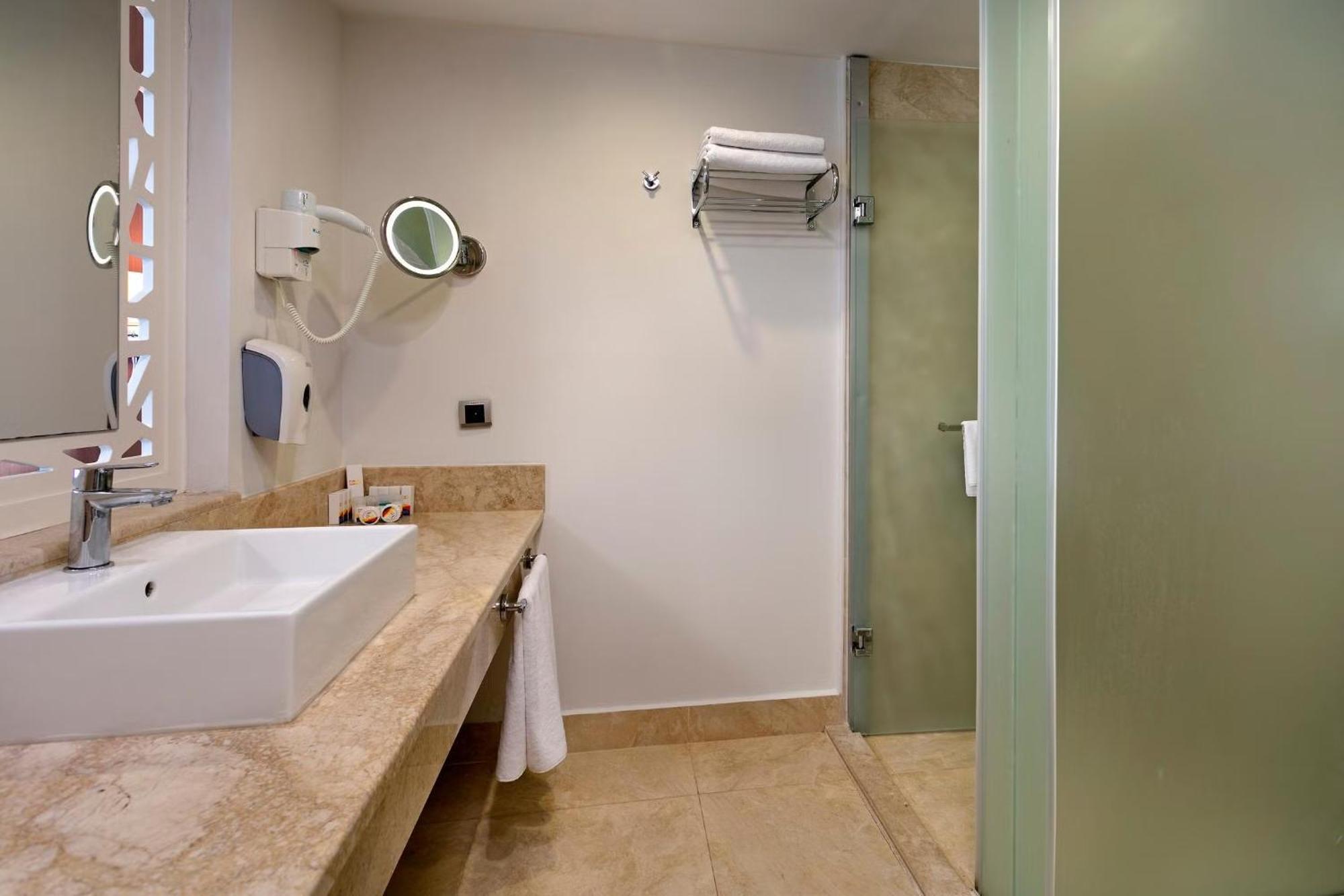 Camera Tripla Standard con Balcone