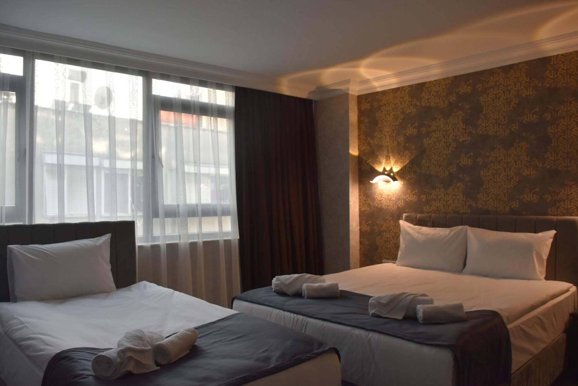 Triple Room,1643697946:JPEG