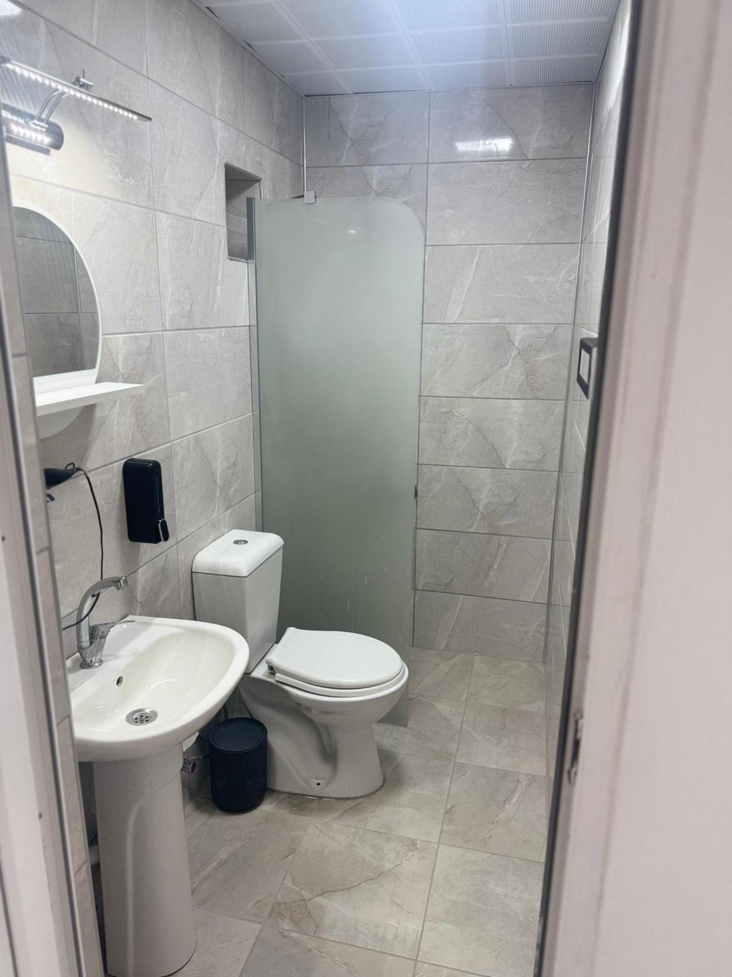 Basic Triple Room