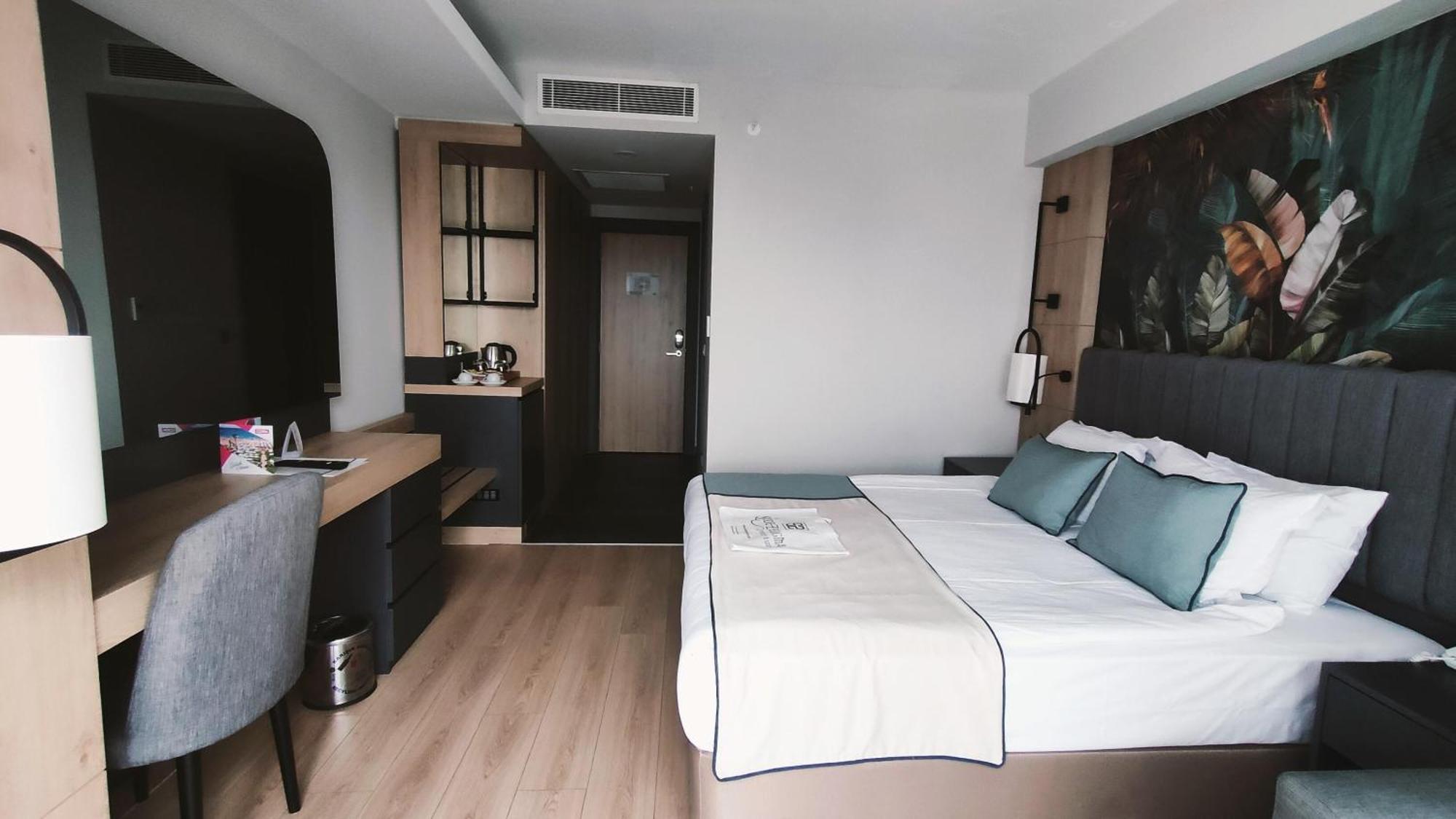 Superior Double Room,1687642821:JPEG