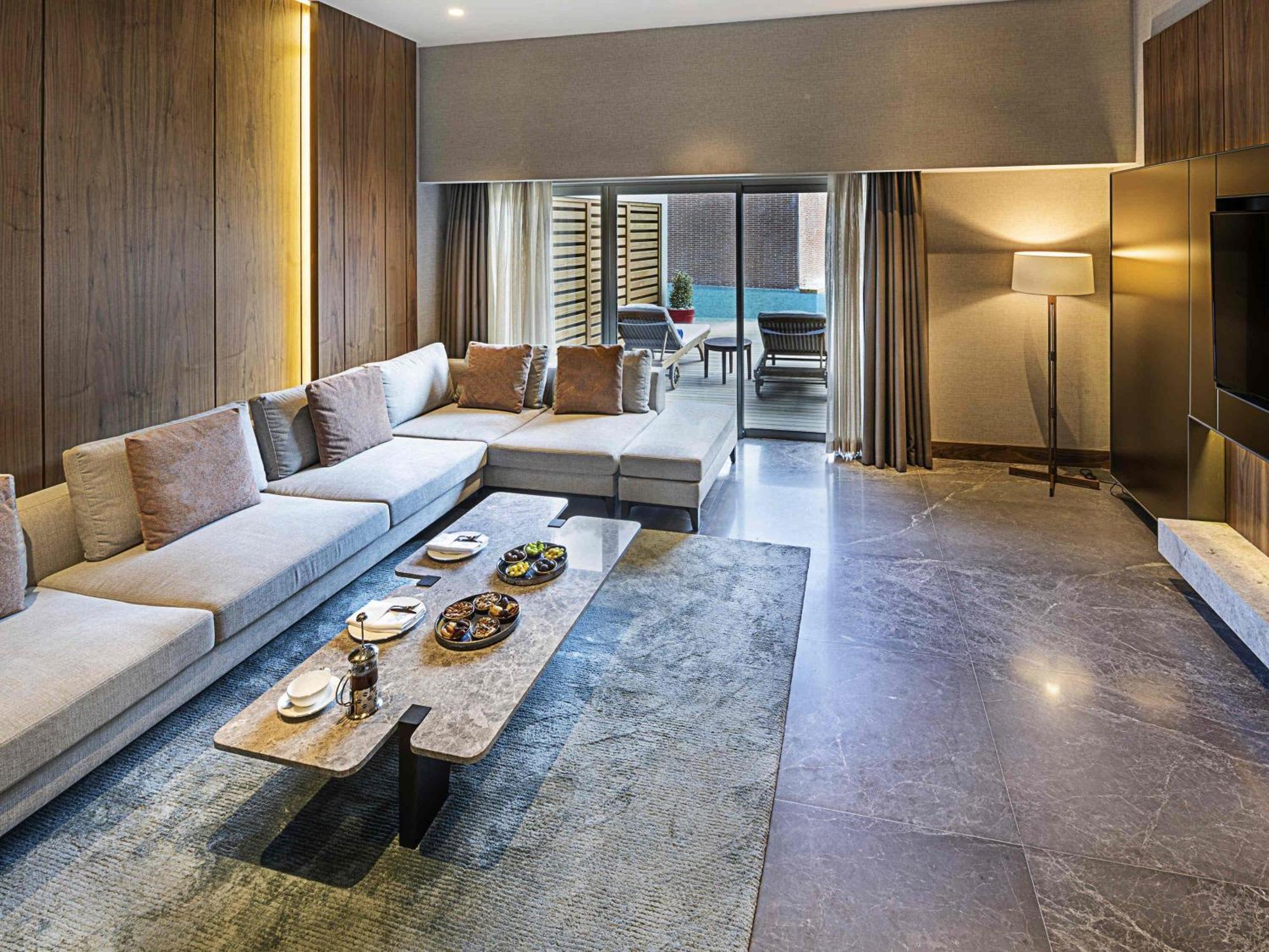 Executive Villa,1742644350:JPEG