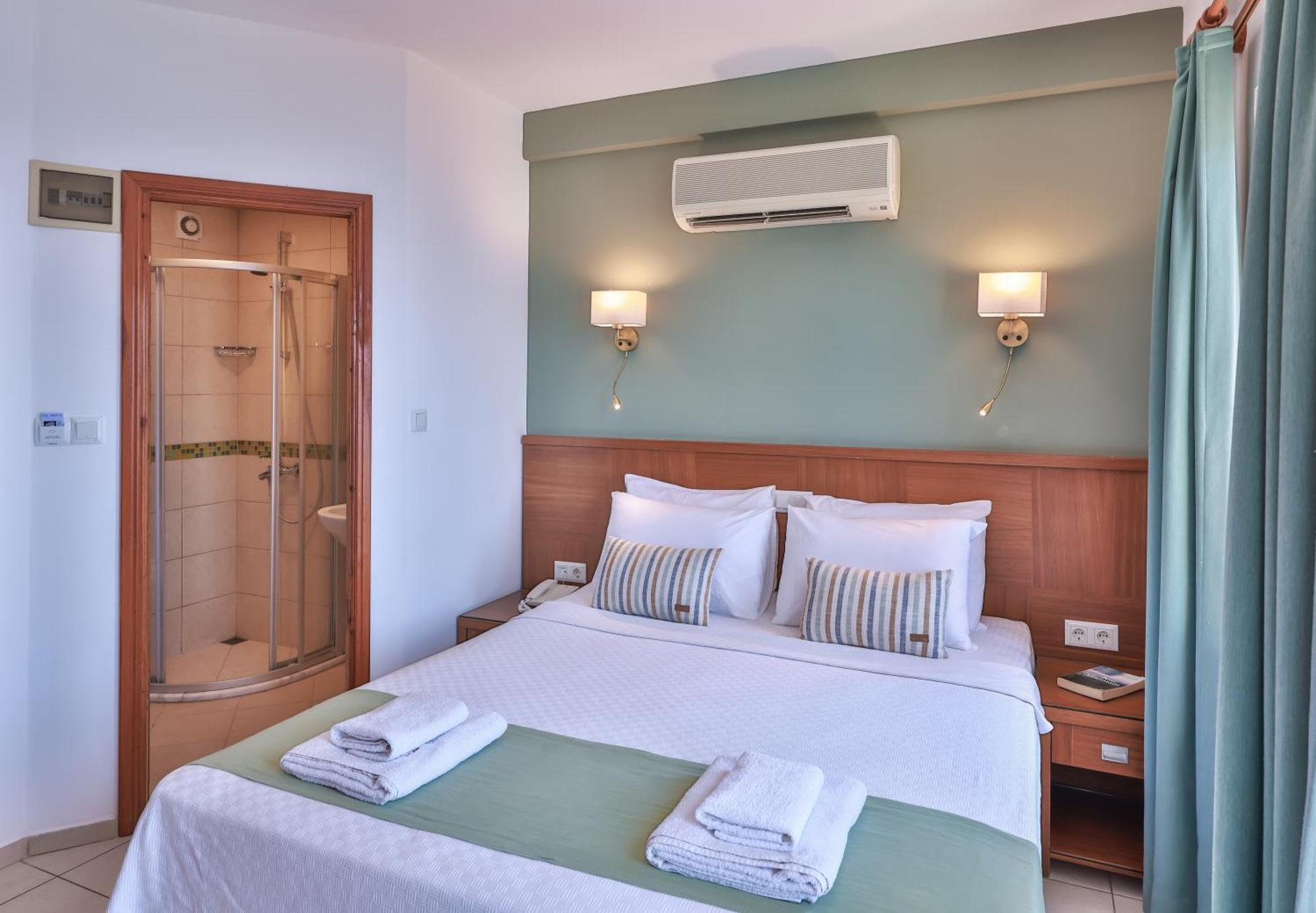 Deluxe Double Room with Sea View