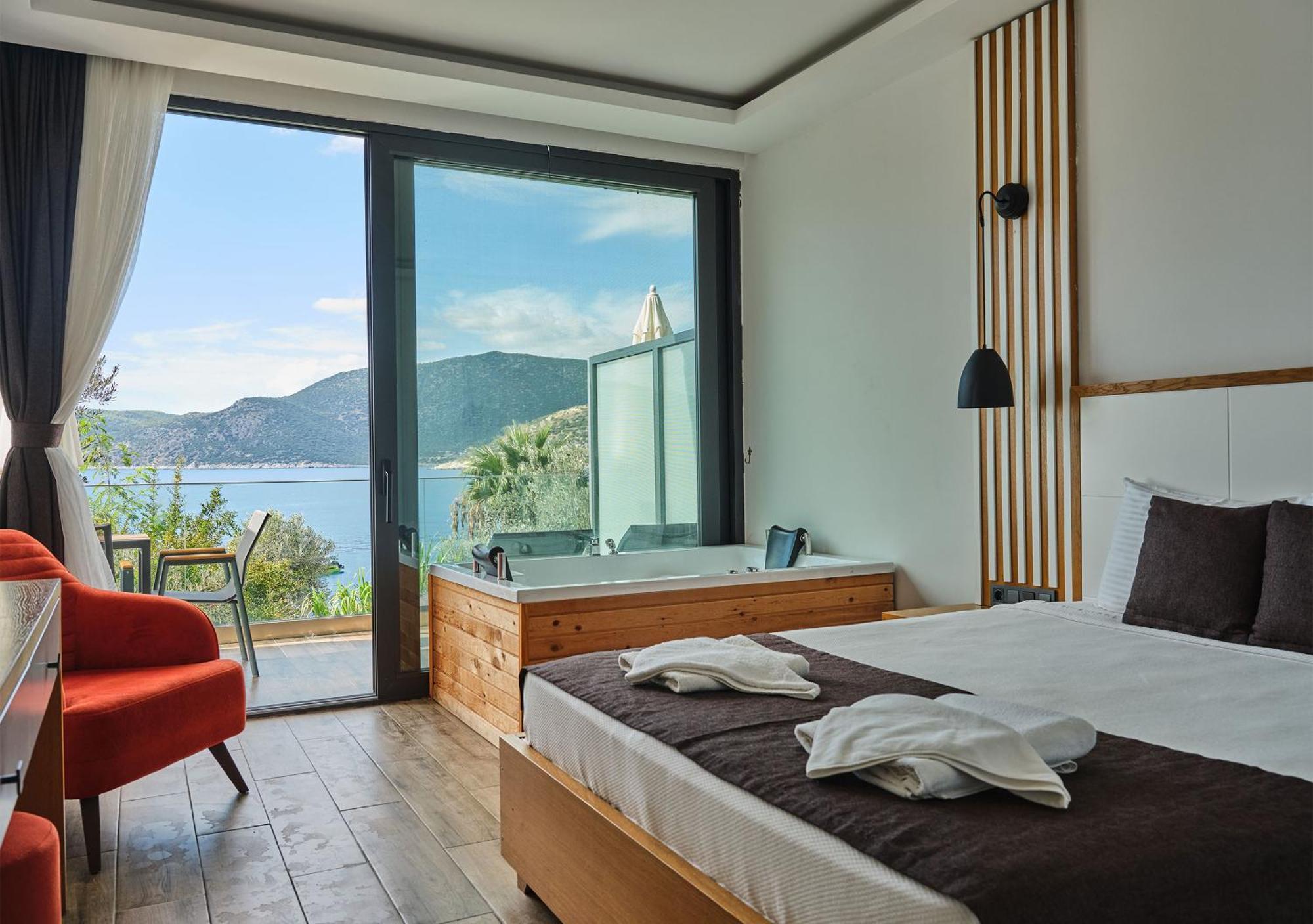 Deluxe Çift Kişilik Oda - Deniz Manzaralı