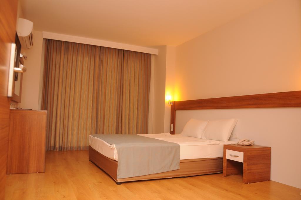 Doppelzimmer mit Landblick