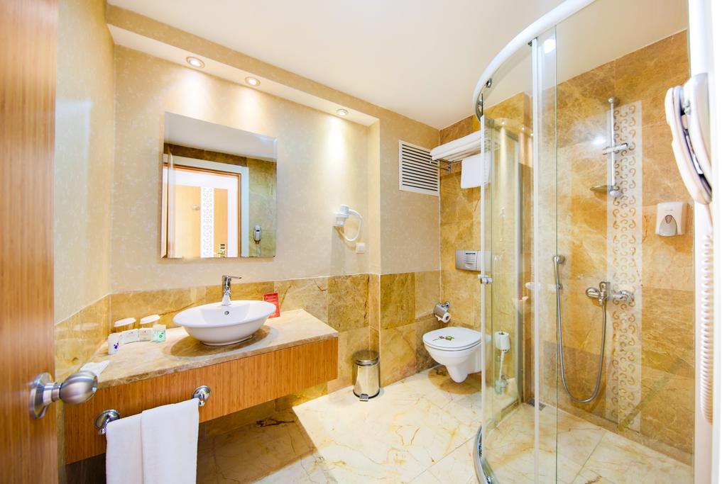 Double or Twin Room with Garden View