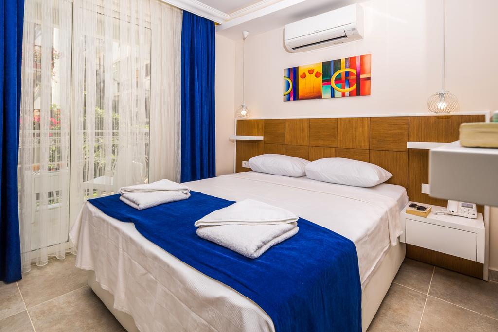 Standard Double or Twin Room with City View