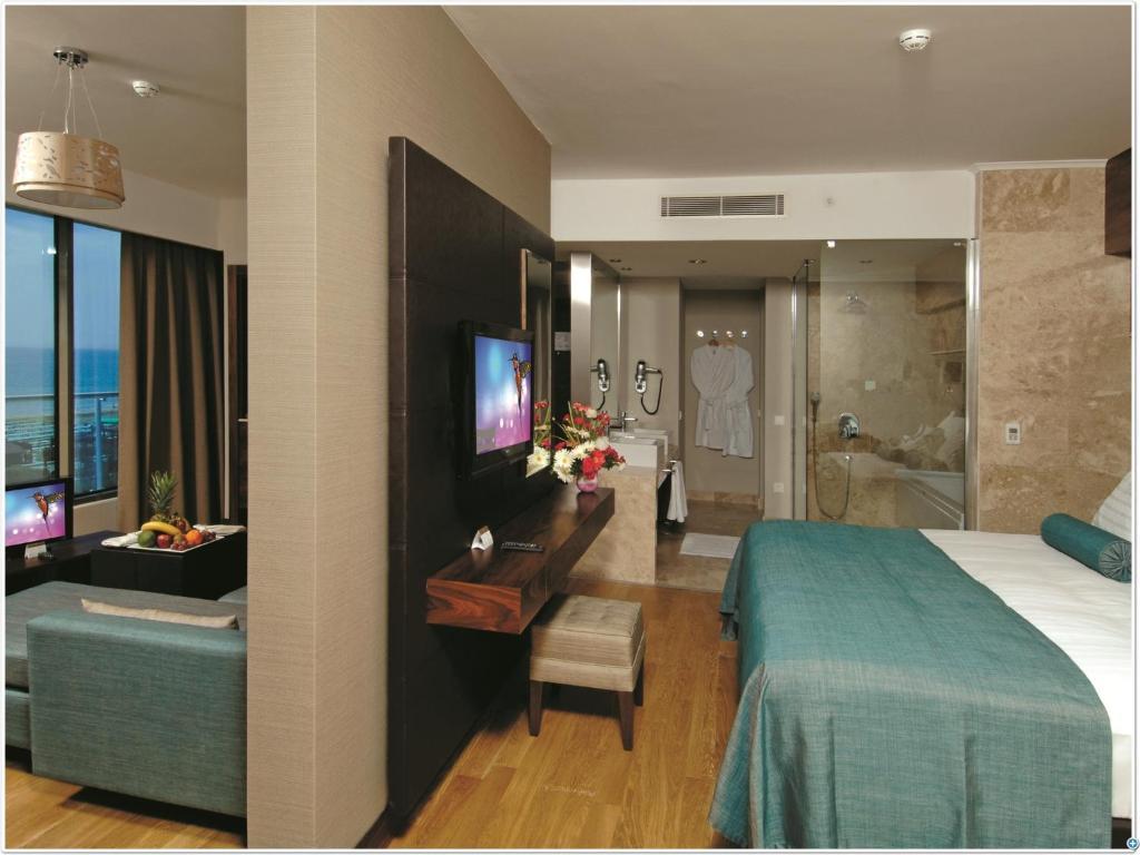 Deluxe Suite met Uitzicht op Zee