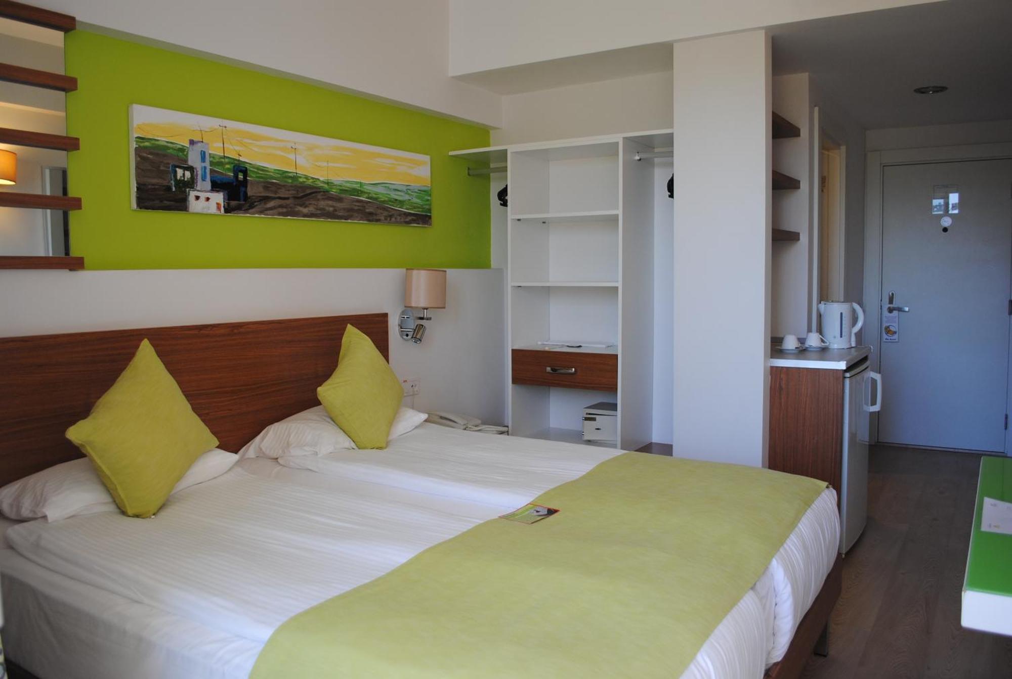 Double Room with Pool View