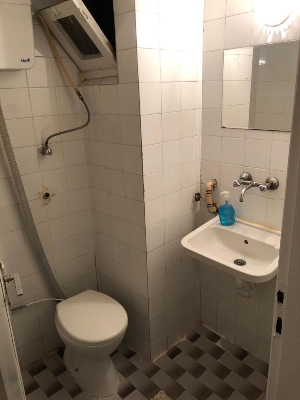 Driepersoonskamer met Eigen Badkamer