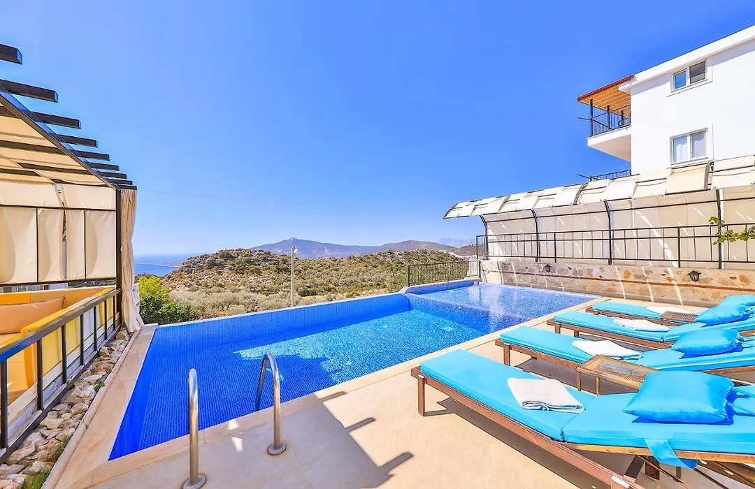 Villa Asfina, Wunderschoene Villa Mit 4 Schlafzimmern, Privatem, Solar Beheiztem Pool Und Herrlichem Meerblick-1