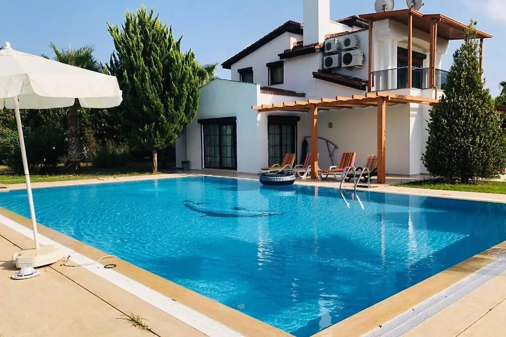 Fun&Sun Luxury River Villa With Amazing Landscape-1