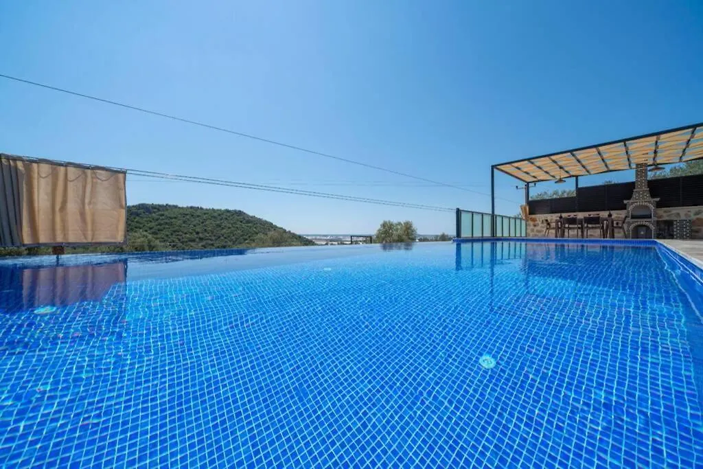 Corleone - Modern Villa With Jacuzzi In Kalkan-1