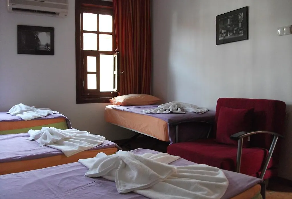 Dantel Pension-1