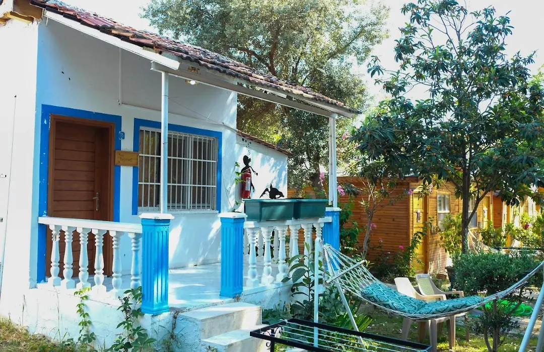 Naz Beach Bungalow Hotel In Antalya-1