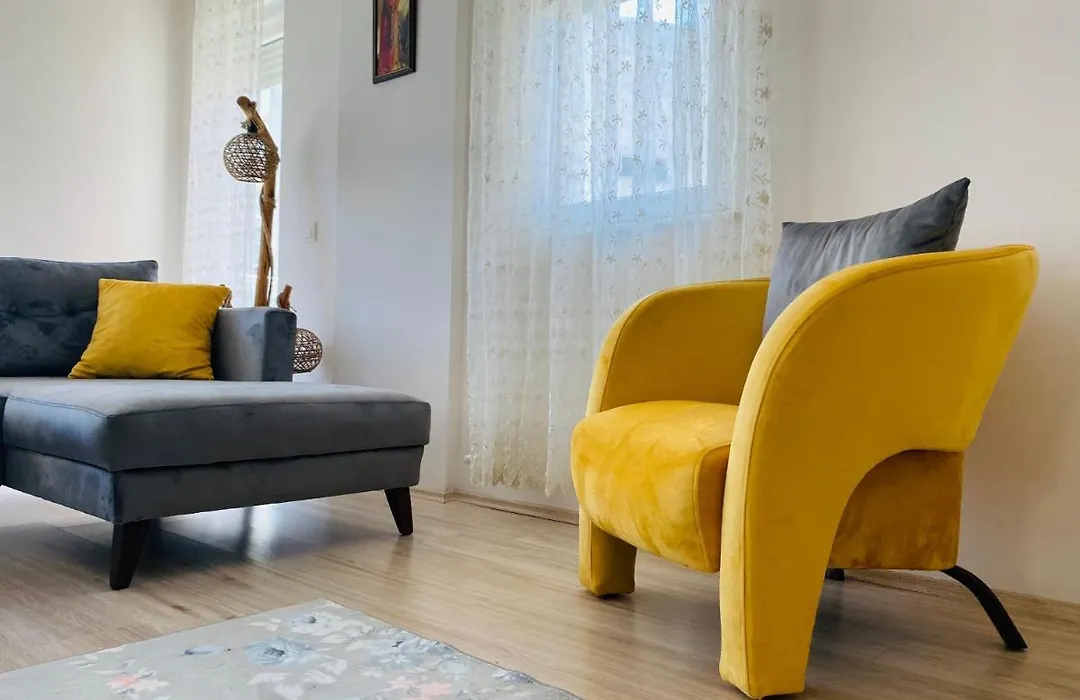 Aether Flats No7,Old Town, Beach, Central, Netflix-1