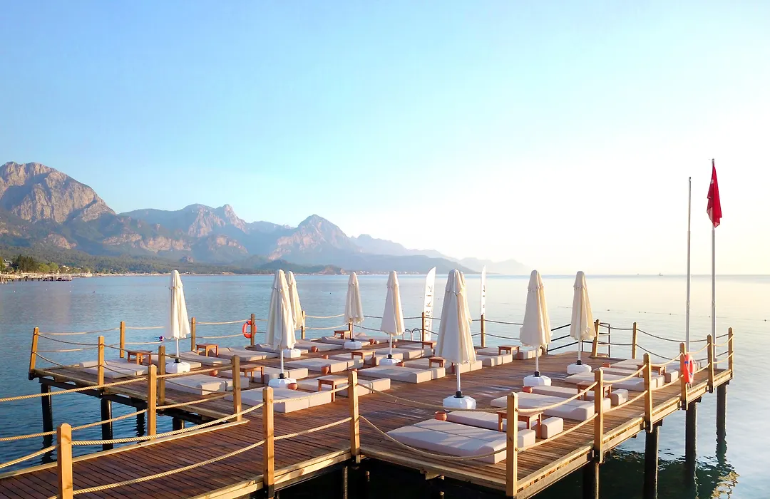Queen'S Park Turkiz Kemer-1