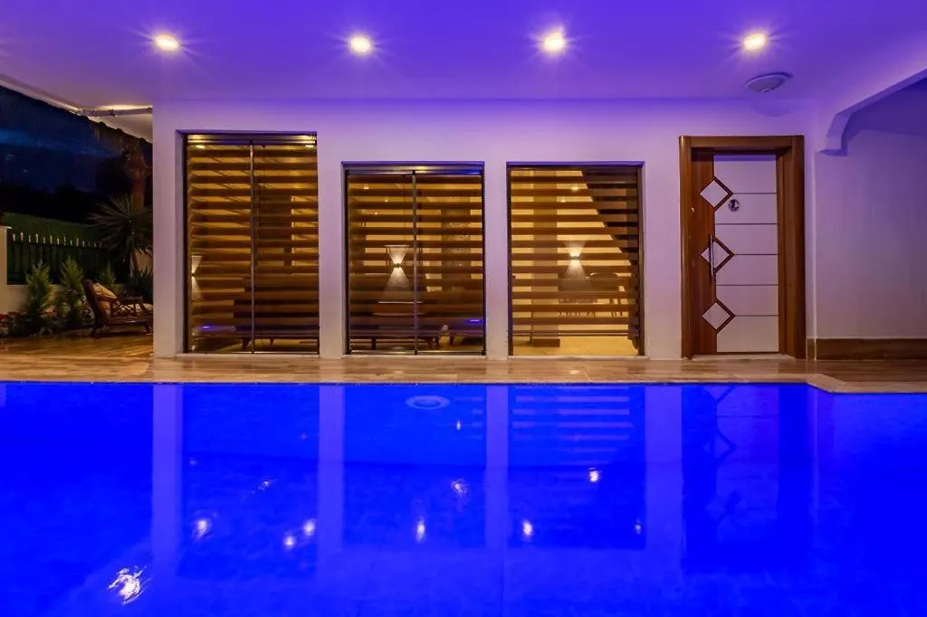 Casa Bonita, Luxury Villa With Pool And Jacuzzi.-1