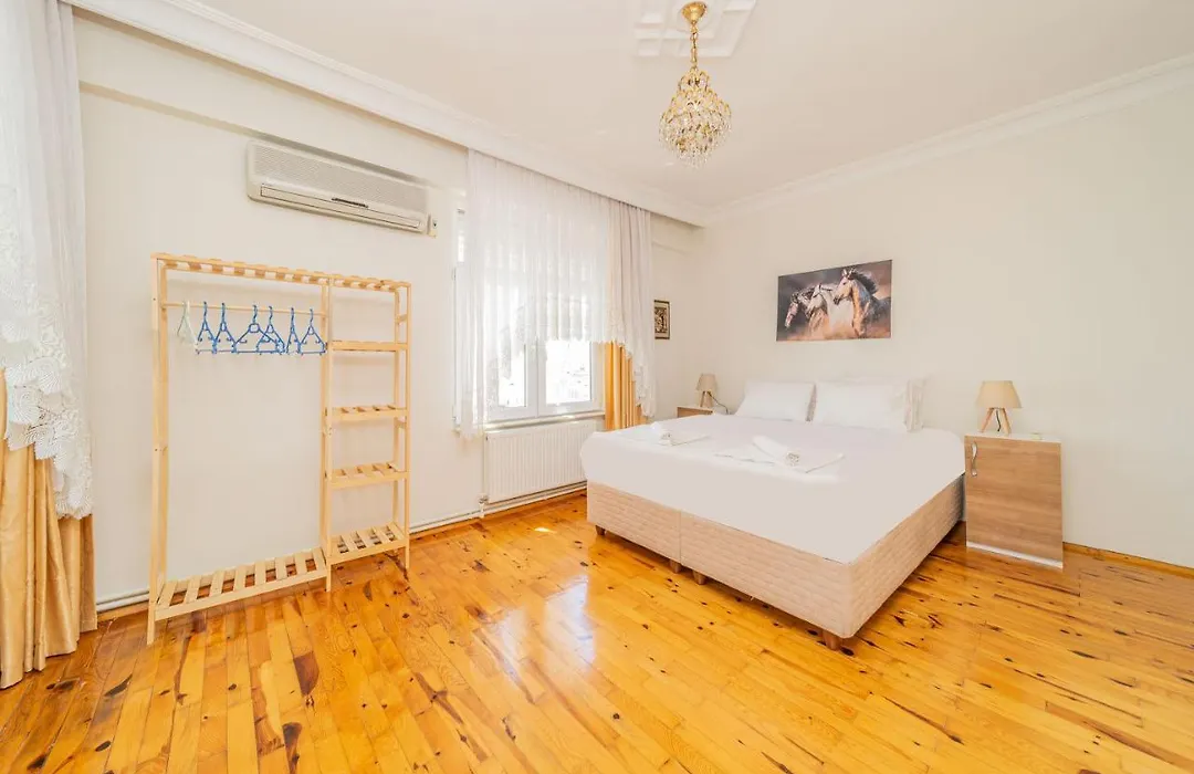 Central And Pleasant Flat In Muratpasa-1