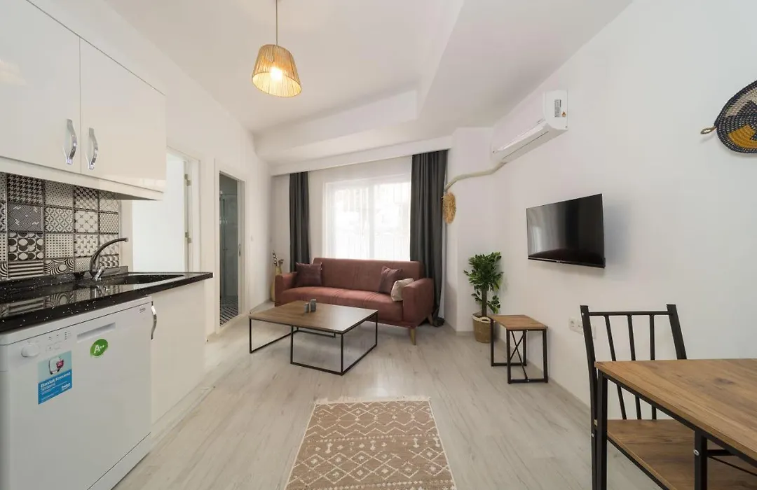 Cozy And Modern Apartment In Muratpasa Antalya-1