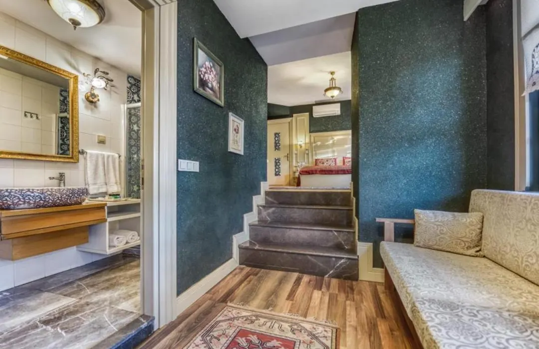 Vibrant Hotel Suite Located In Historical Area Surrounded By Nature-1