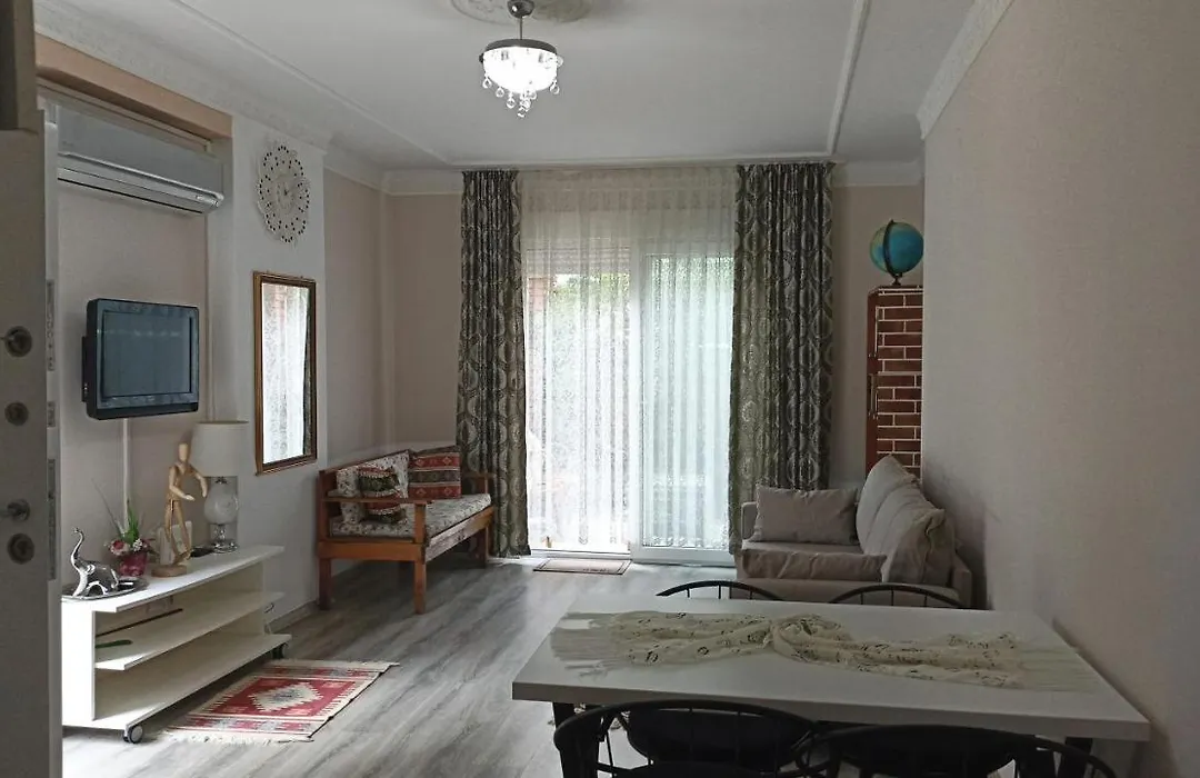 Emniyet Sokak Apartment-1