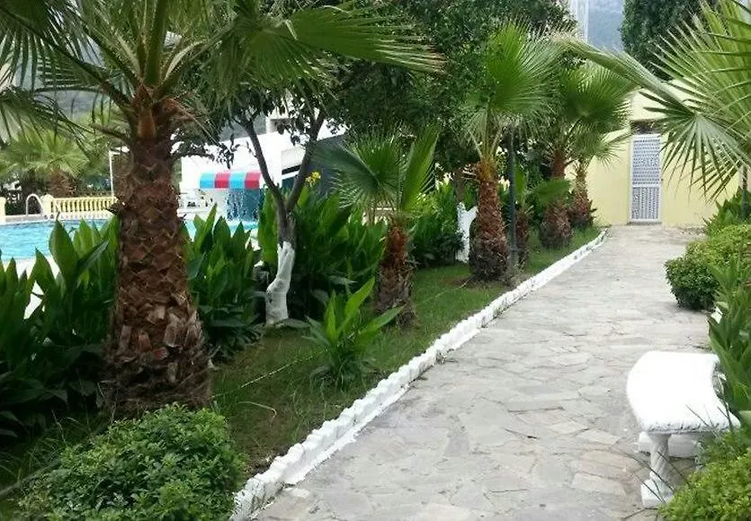 Red Stars Anex Hotel-1