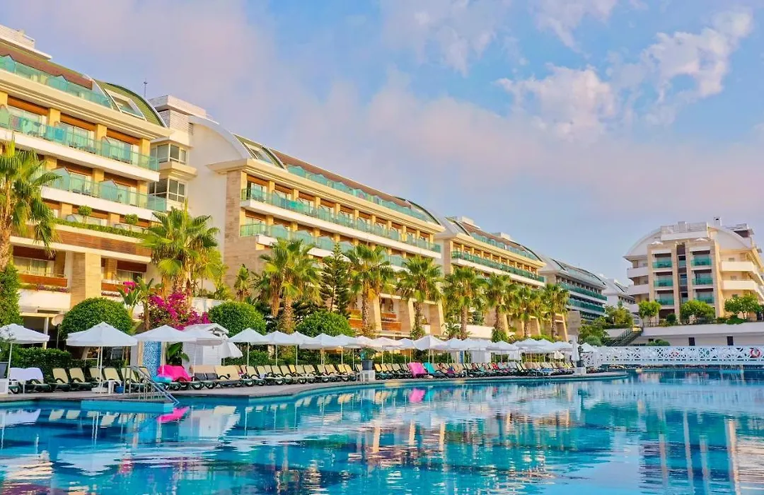 Crystal Waterworld Aqua Collection-1