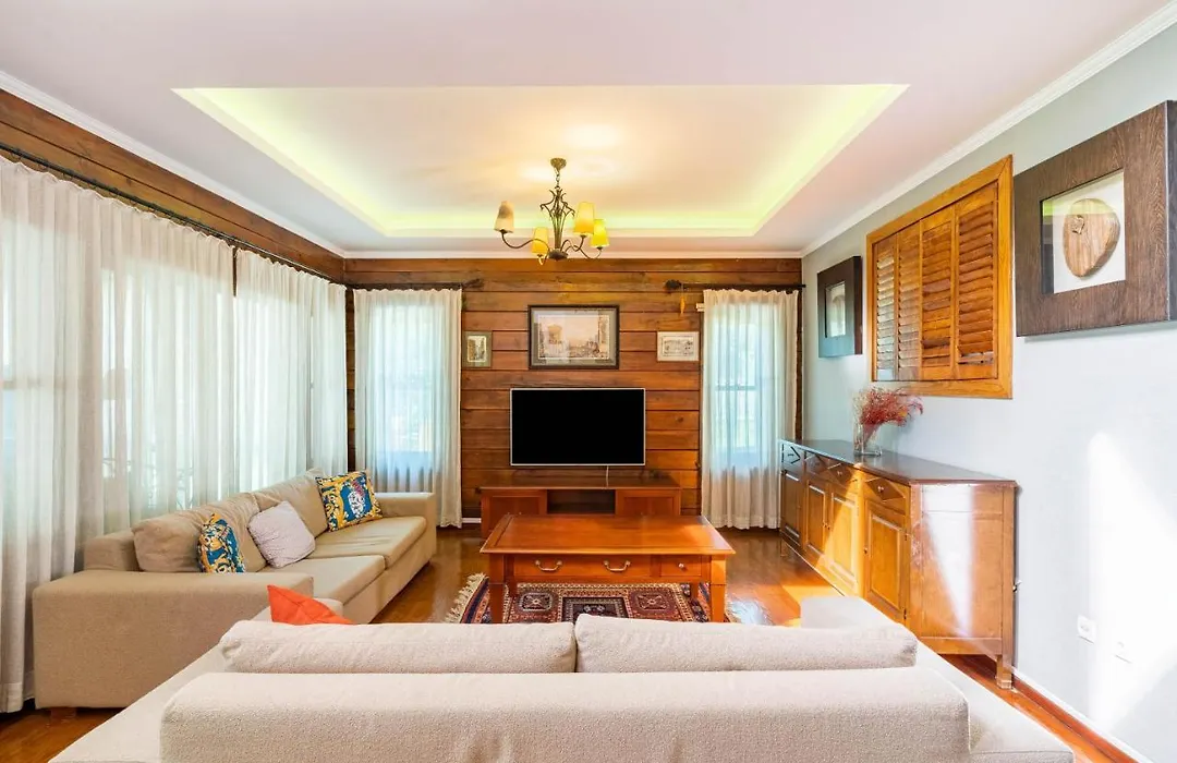 Very Special Villa 6 Bdr Great For Family Reunions-1
