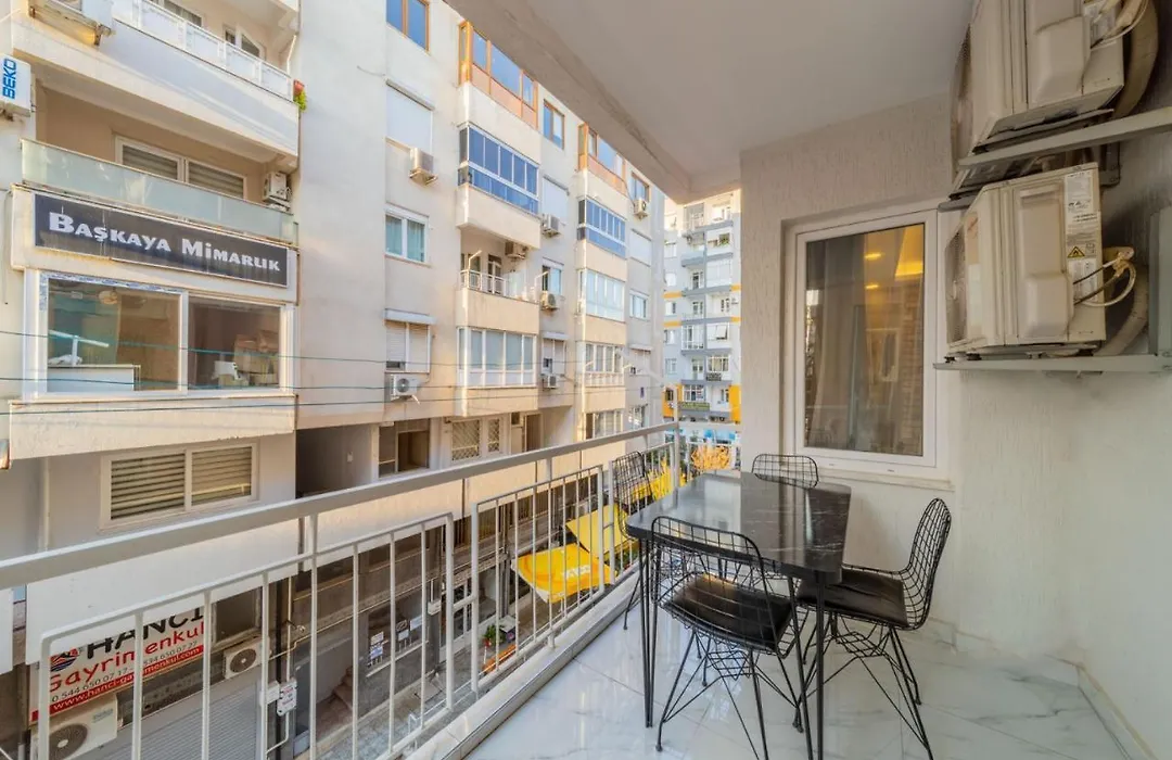 Lovely Central Apartment Near Beach In Muratpasa, Antalya-1