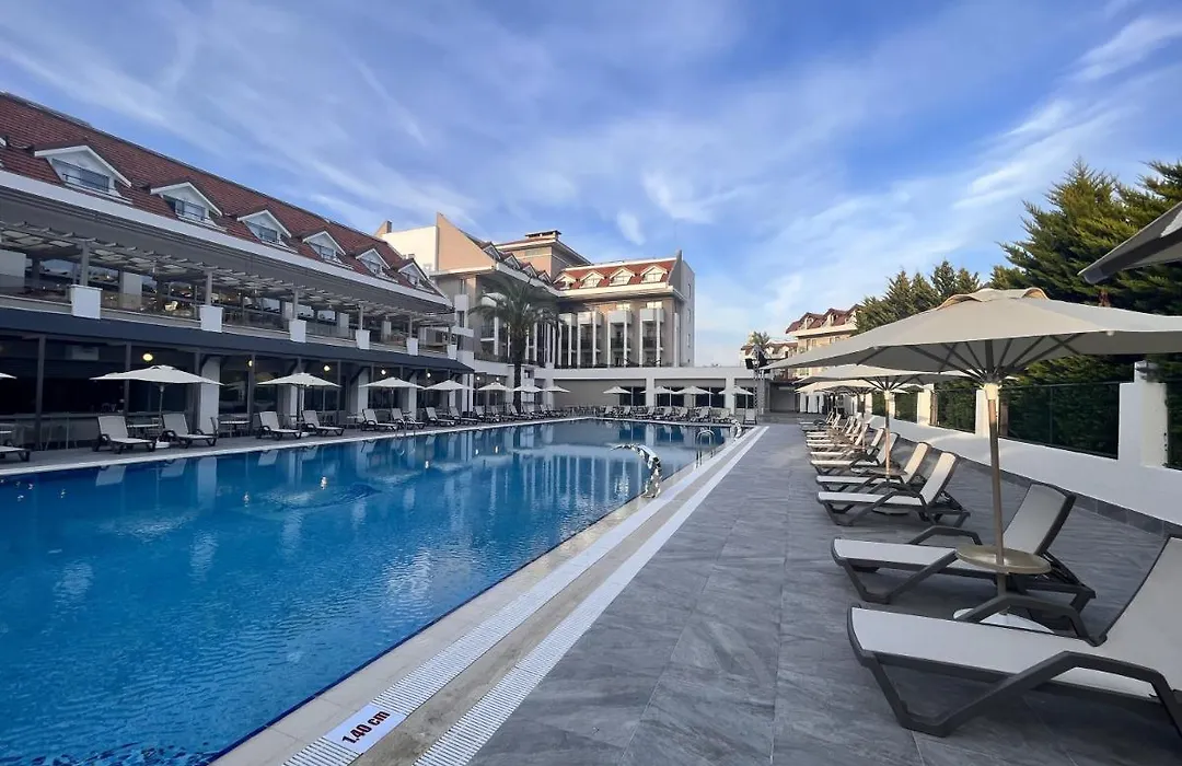 Side Story Resort & Spa-1