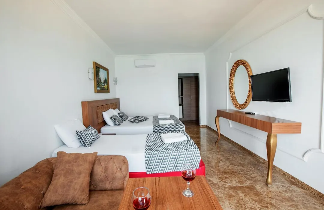 Kristal Beach Hotel-1