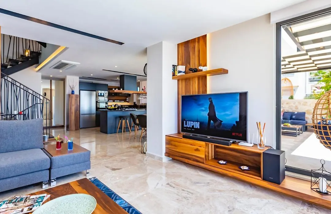 Villa Phi With Heated Indoor Pool-1