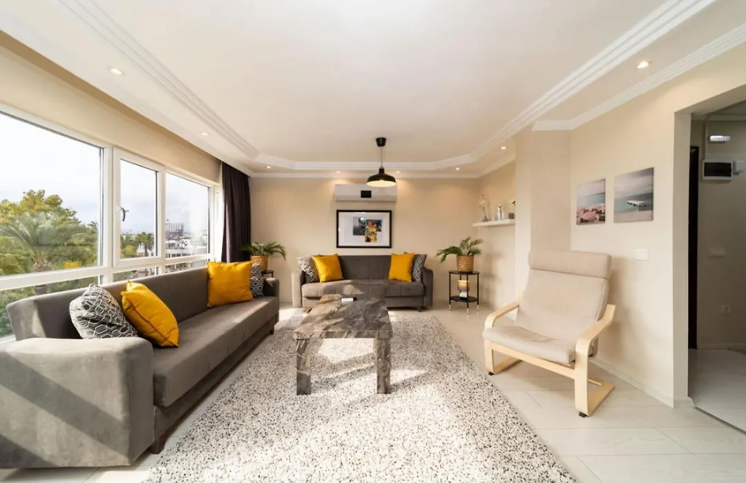 Exquisite Flat With Sea View Near Hadrian Gate-1