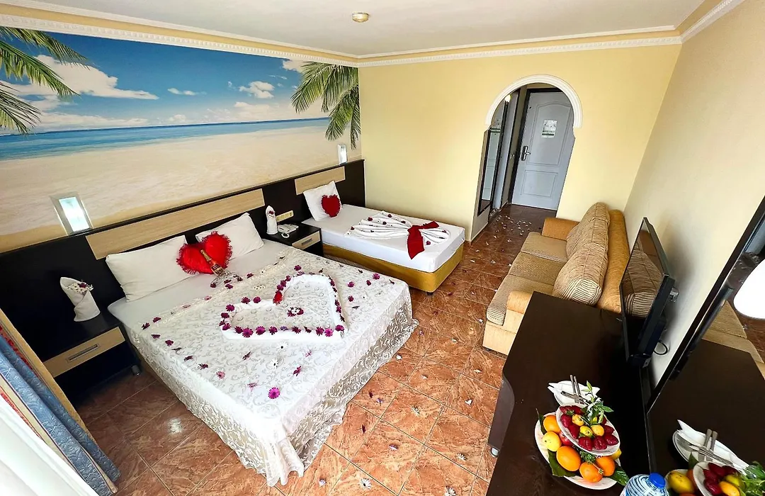 First Class Hotel-1