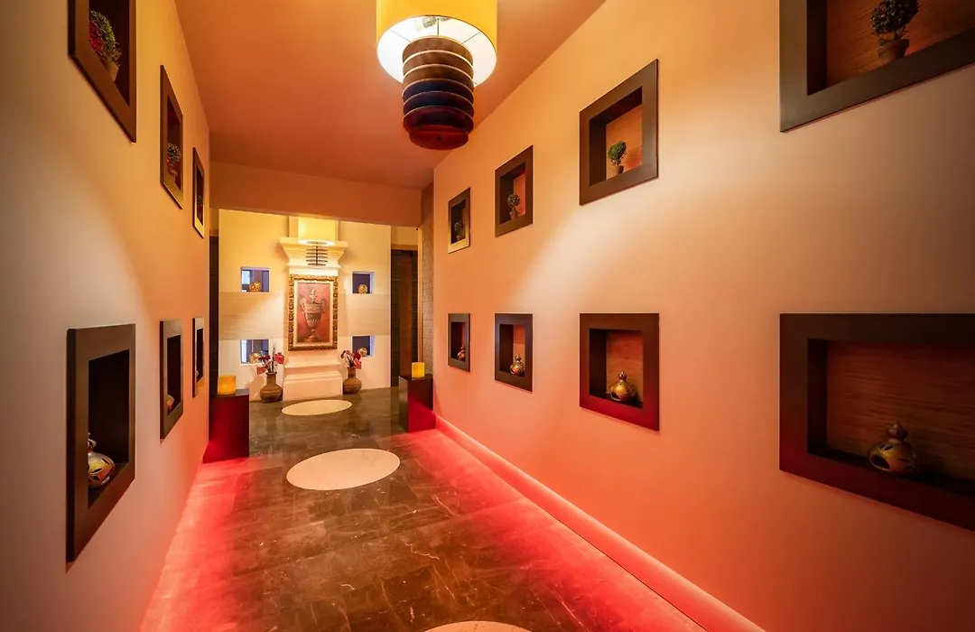 Gravel Hotels Select-1