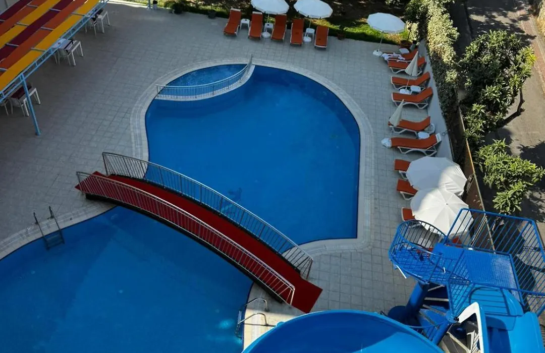 Rose Garden Apart Hotel-1