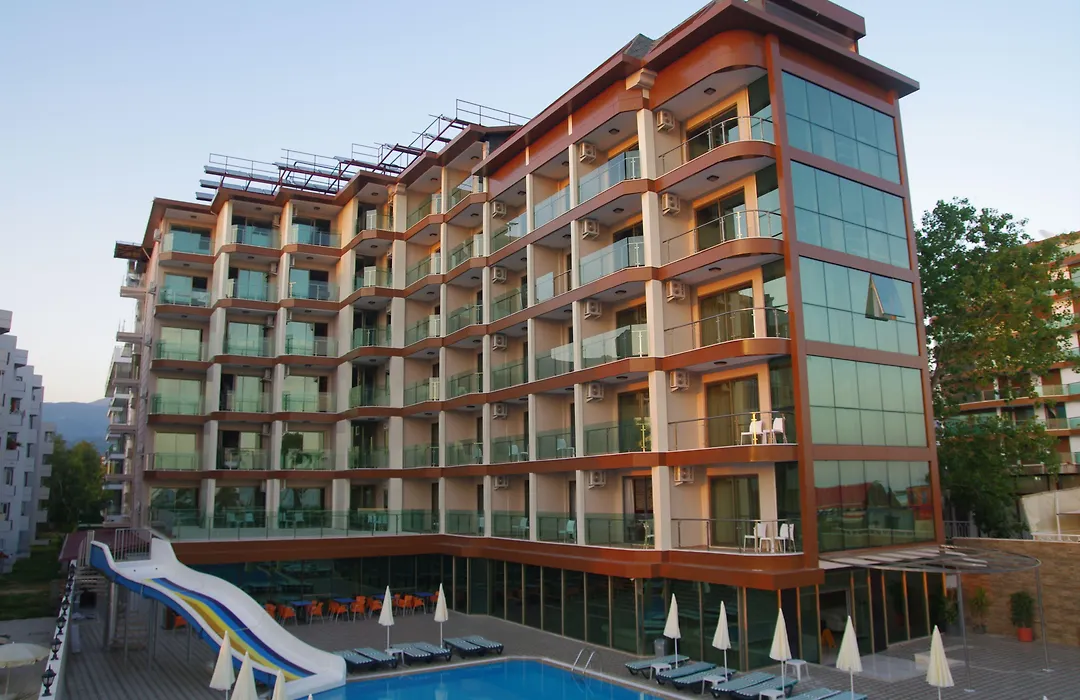 Grand Bayar Beach Hotel-1