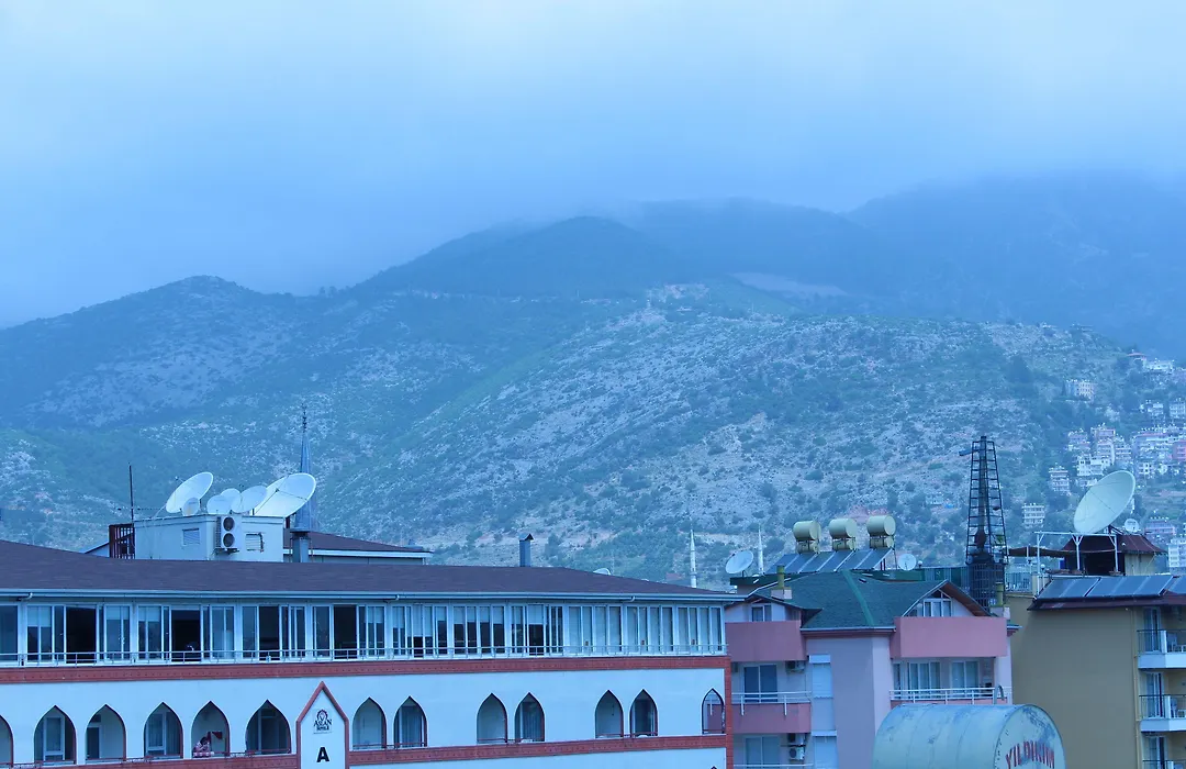 Mola Hotel-1